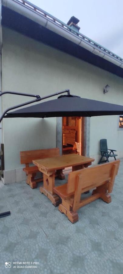 Apartman Sipak 퓨지네 외부 사진